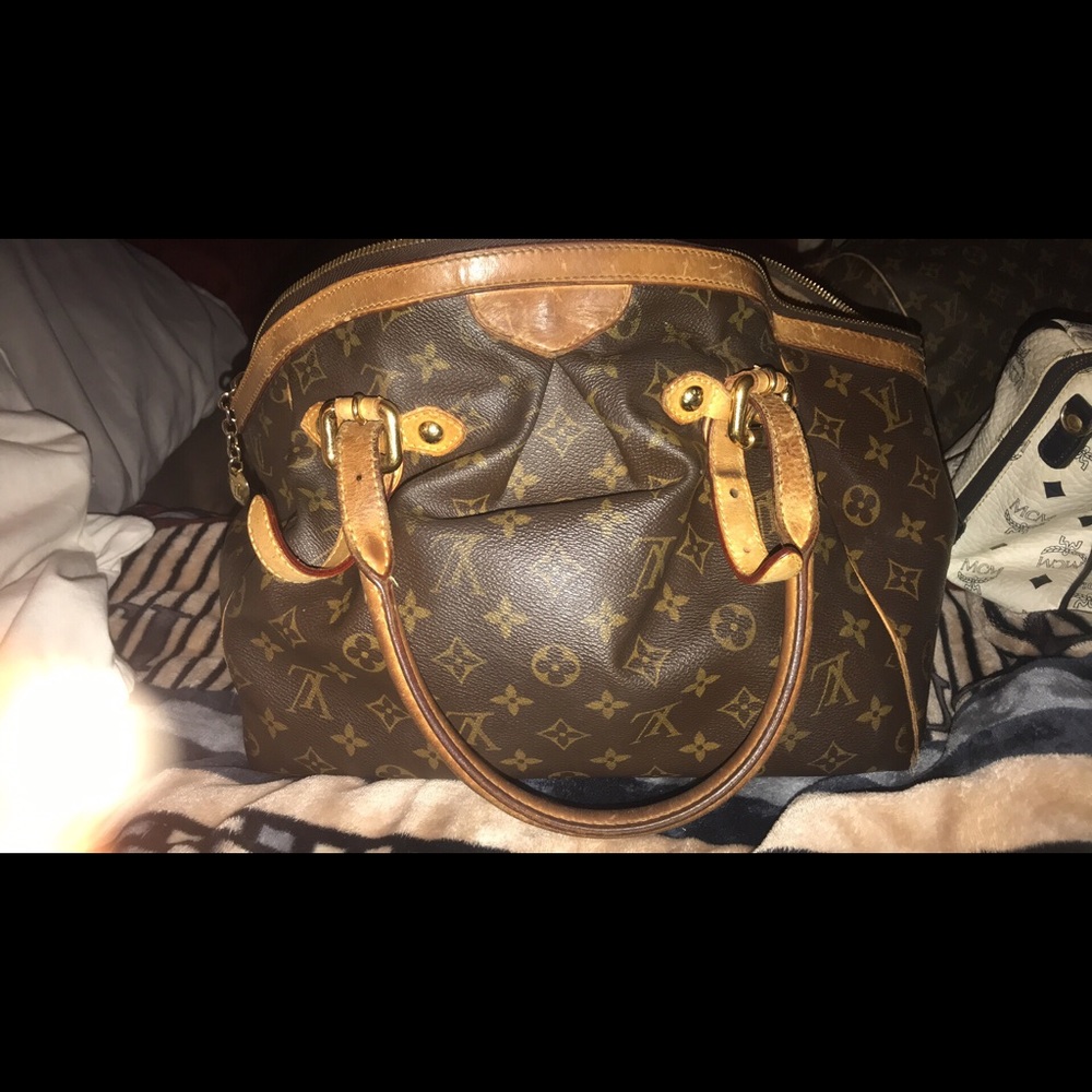Authentic Louis Vuitton Tivolli